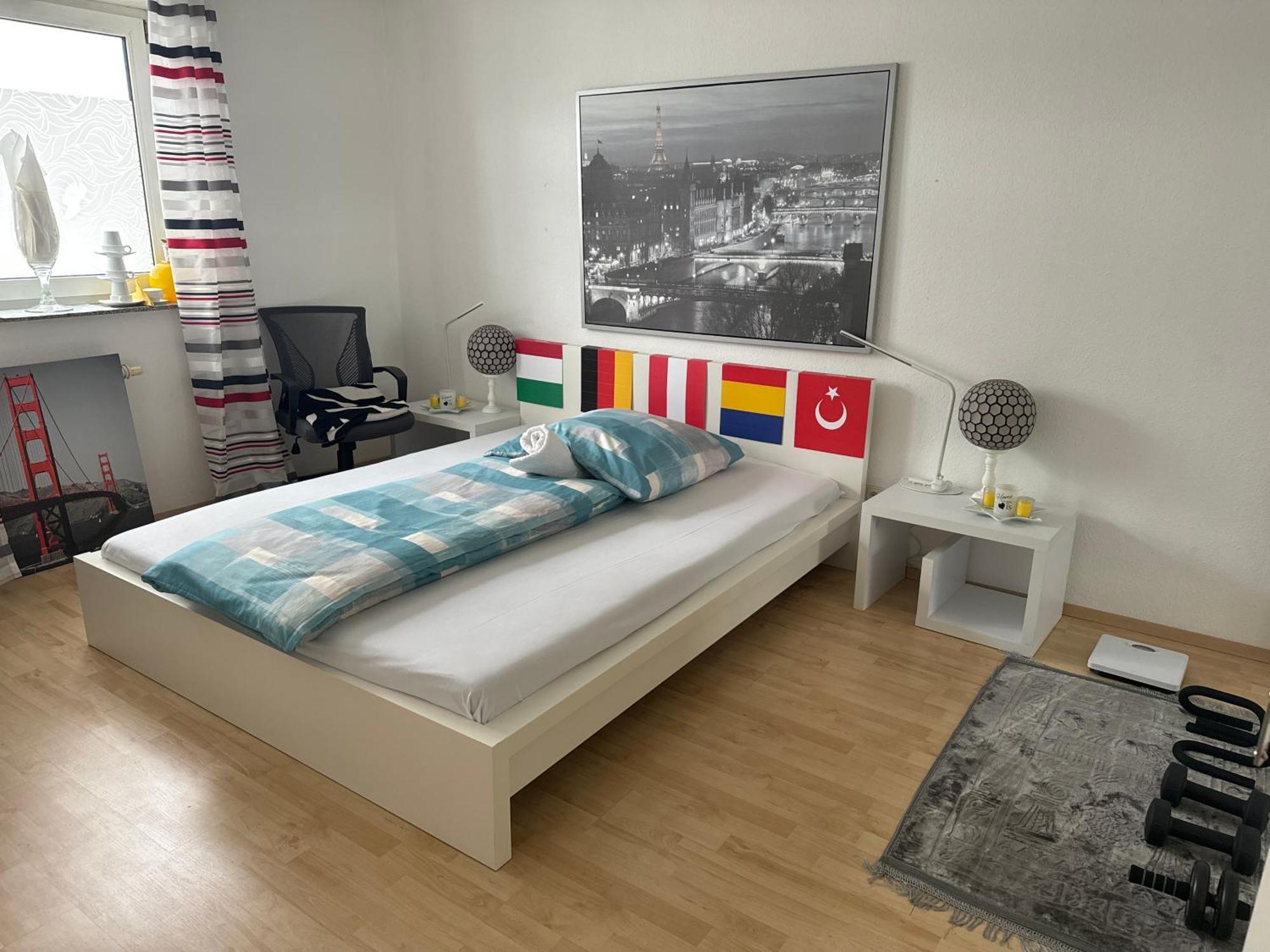 Möblierte 2 Zimmer-wohnung Für Studenten *